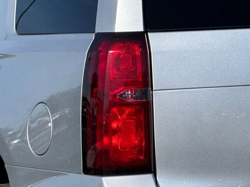 Used 2017 Chevrolet Tahoe LT image 43