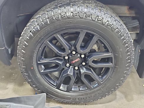 Used 2019 GMC Sierra 1500 Elevation w/ Elevation Value Package AWD/4WD image 37