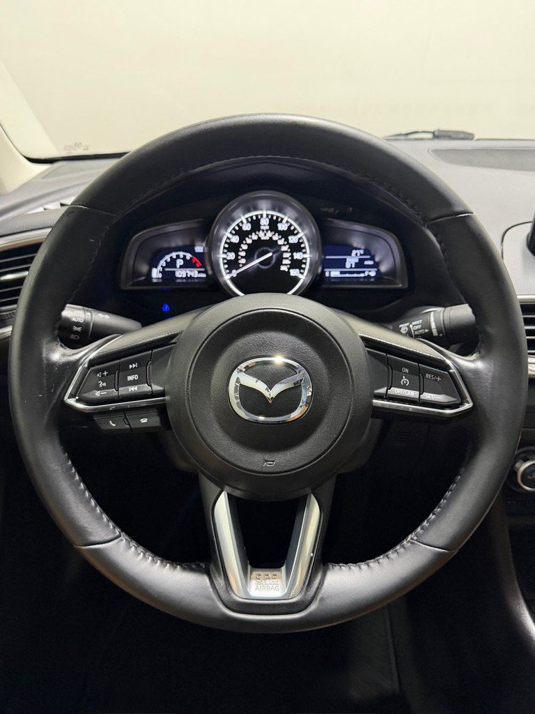Used 2017 MAZDA MAZDA3 Touring FWD image 15