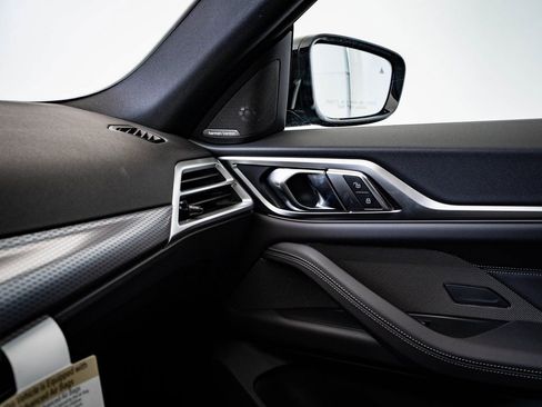 New 2026 BMW 430i xDrive w/ M Sport Package image 40