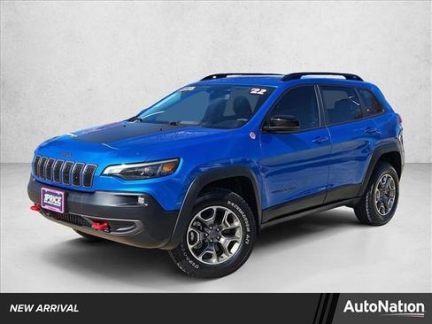 Used 2022 Jeep Cherokee Trailhawk image 1
