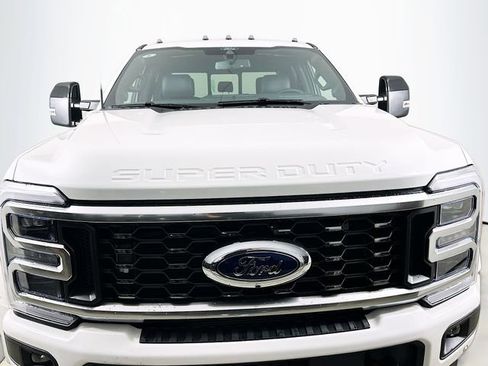 New 2026 Ford F450 Platinum w/ FX4 Off-Road Package image 2