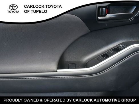 Used 2022 Toyota Highlander L image 26