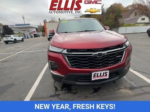 Used 2023 Chevrolet Traverse RS w/ LPO, Floor Liner Package image 3