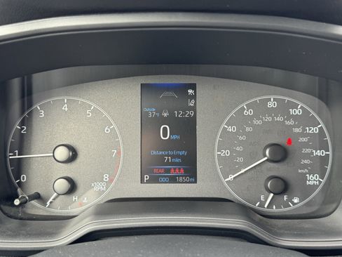 Used 2024 Toyota Corolla LE image 21