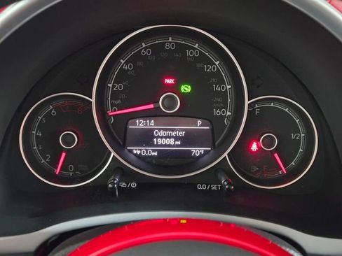 Used 2019 Volkswagen Beetle 2.0T S image 35