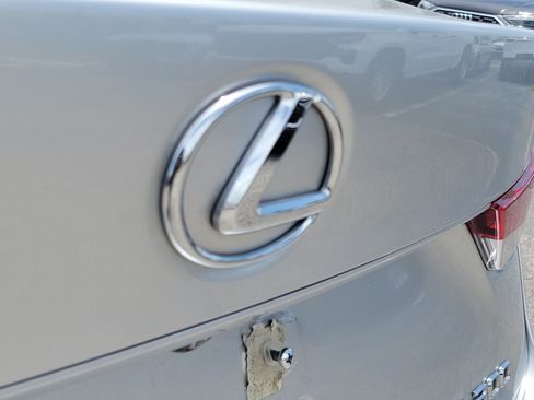 Used 2019 Lexus IS 300 F Sport w/ F Sport Package RWD image 10
