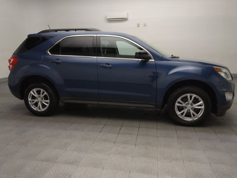 Used 2017 Chevrolet Equinox LT w/ Convenience Package FWD image 11