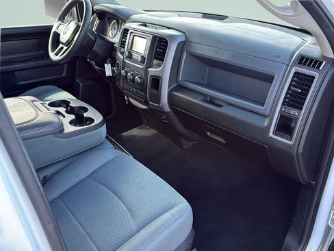 Used 2019 RAM 1500 Express w/ Express Value Package AWD/4WD image 24