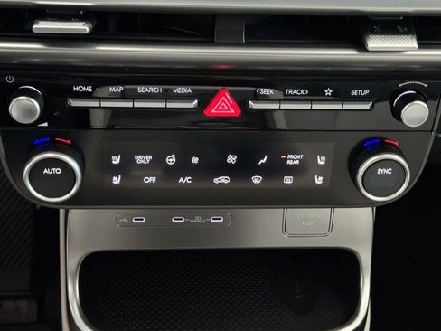 New 2026 Hyundai Ioniq 9 SEL w/ Tow & Go Package image 11