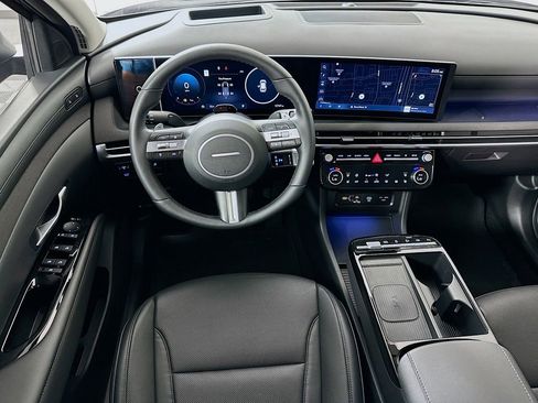 Certified 2025 Hyundai Tucson Limited FWD image 23