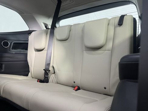 Used 2019 Subaru Ascent Limited image 30