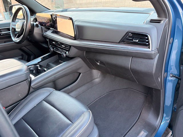 Used 2025 Chevrolet Tahoe Premier RWD image 14