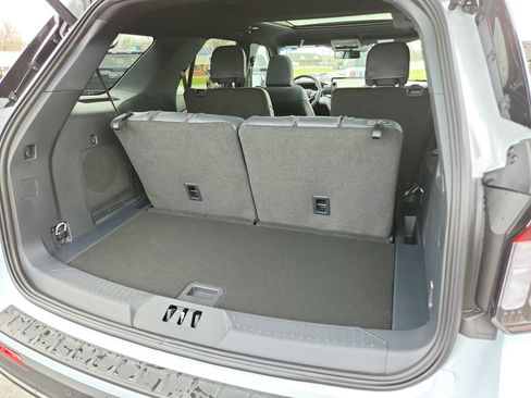 New 2026 Ford Explorer ST image 32