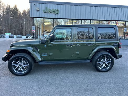 Used 2024 Jeep Wrangler Sport S w/ Convenience Group image 13