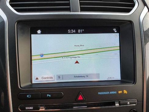 Used 2018 Ford Explorer Sport w/ Equipment Group 401A image 19