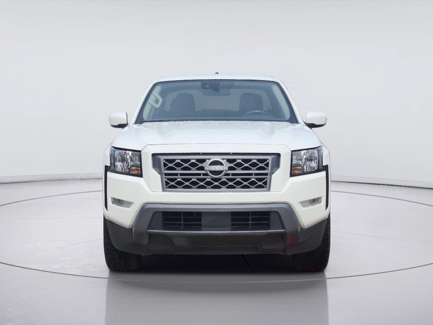 Used 2024 Nissan Frontier SV w/ SV Convenience Package RWD image 2