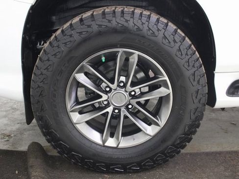 Used 2019 Lexus GX 460 Premium image 31