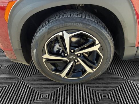 Used 2023 Chevrolet TrailBlazer RS w/ Convenience Package image 14