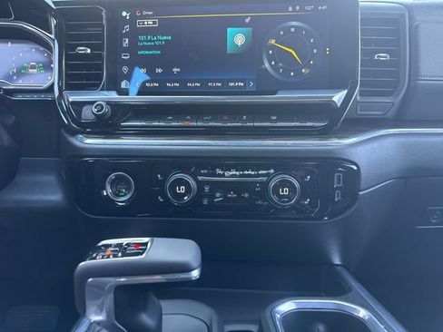 Certified 2023 Chevrolet Silverado 1500 LT RWD image 18