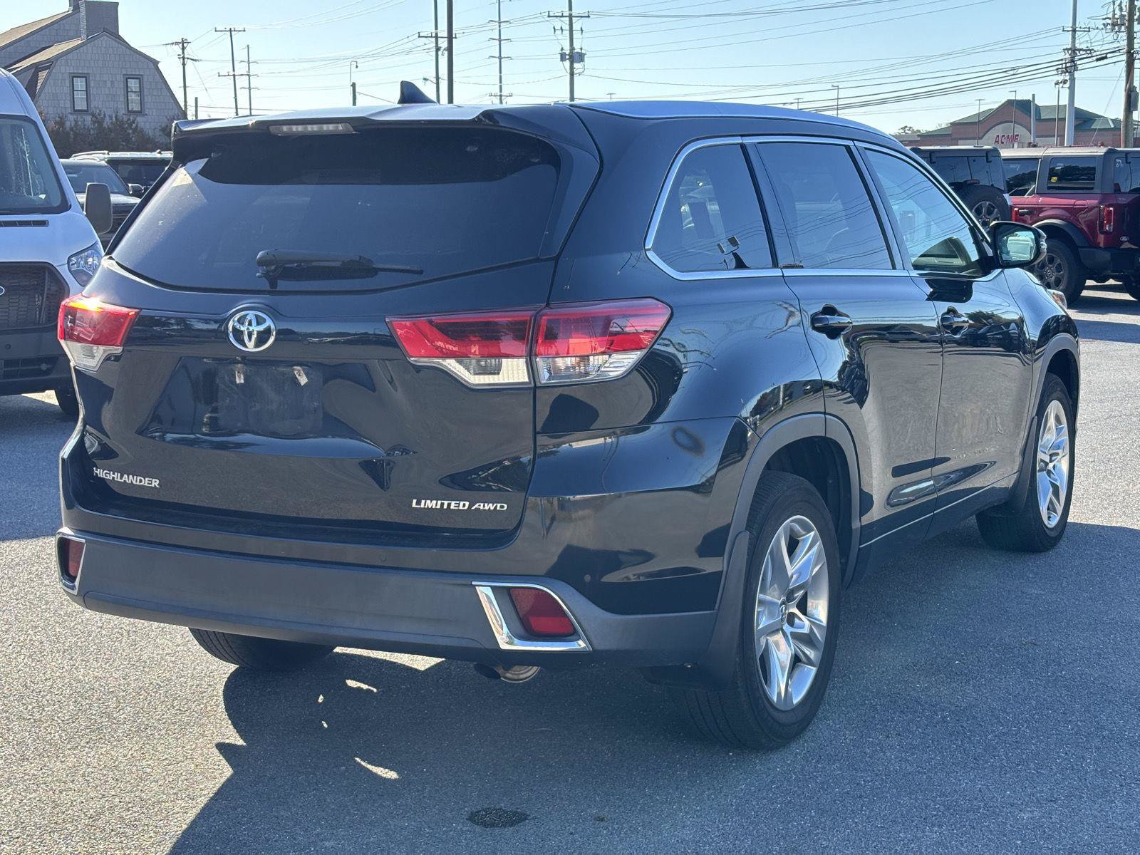 Used 2017 Toyota Highlander Limited AWD/4WD image 13