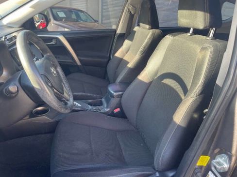 Used 2015 Toyota RAV4 XLE AWD/4WD image 10