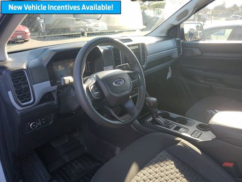 Used 2025 Ford Ranger XL w/ Trailer Tow Package image 7