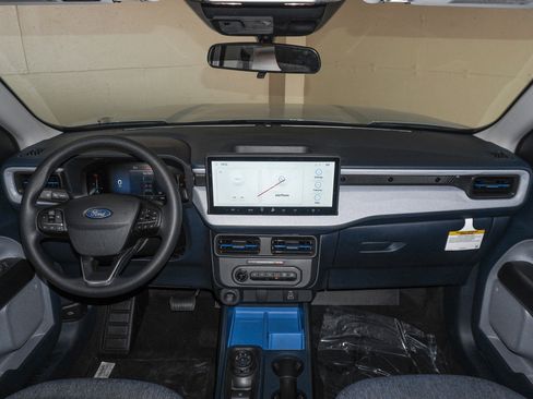 New 2026 Ford Maverick XLT image 26