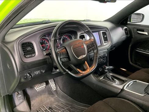 Used 2023 Dodge Charger R/T w/ Plus Group RWD image 15