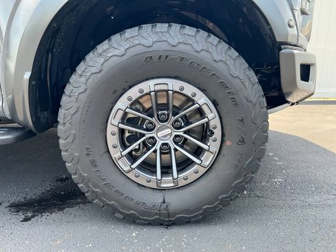 Used 2018 Ford F150 Raptor w/ Equipment Group 802A Luxury AWD/4WD image 10