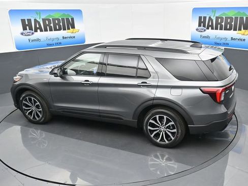 New 2026 Ford Explorer ST-Line image 25