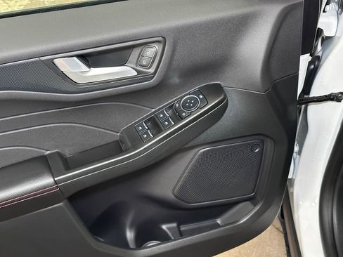 New 2026 Ford Escape ST-Line Select w/ Equipment Group 401A image 19