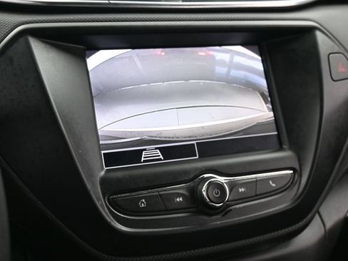 Used 2023 Chevrolet TrailBlazer LT FWD image 18