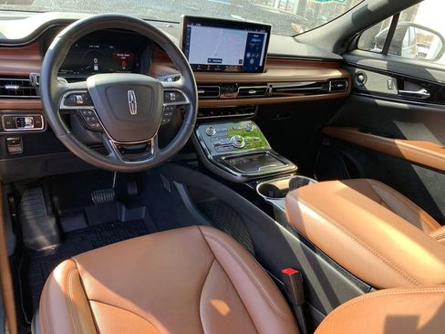 Certified 2023 Lincoln Nautilus Reserve w/ Equipment Group 201A image 21