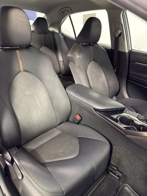 Used 2018 Toyota Camry LE FWD image 25
