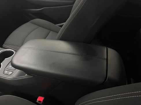 Used 2022 GMC Terrain SLE w/ Driver Convenience Package FWD image 27