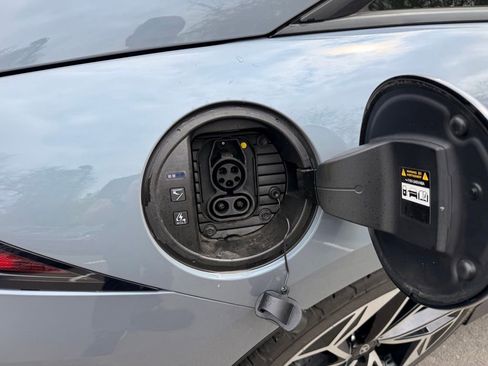 Used 2024 Hyundai Ioniq 6 SEL AWD/4WD image 38