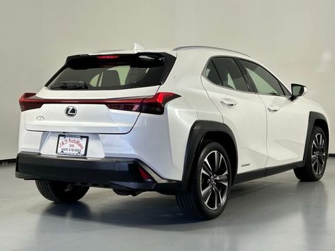 Used 2021 Lexus UX 250h image 7