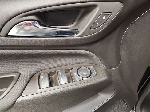 Used 2024 Chevrolet Equinox RS image 17