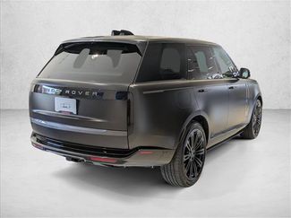 New 2026 Land Rover Range Rover SE video 2