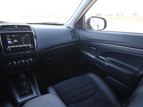 Used 2024 Mitsubishi Outlander Sport ES image 24