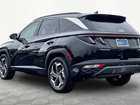 Certified 2023 Hyundai Tucson Limited AWD/4WD image 6