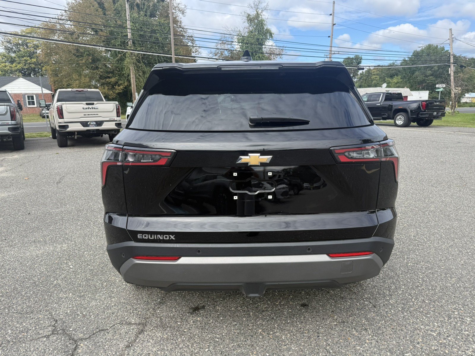 Used 2026 Chevrolet Equinox LT FWD image 4