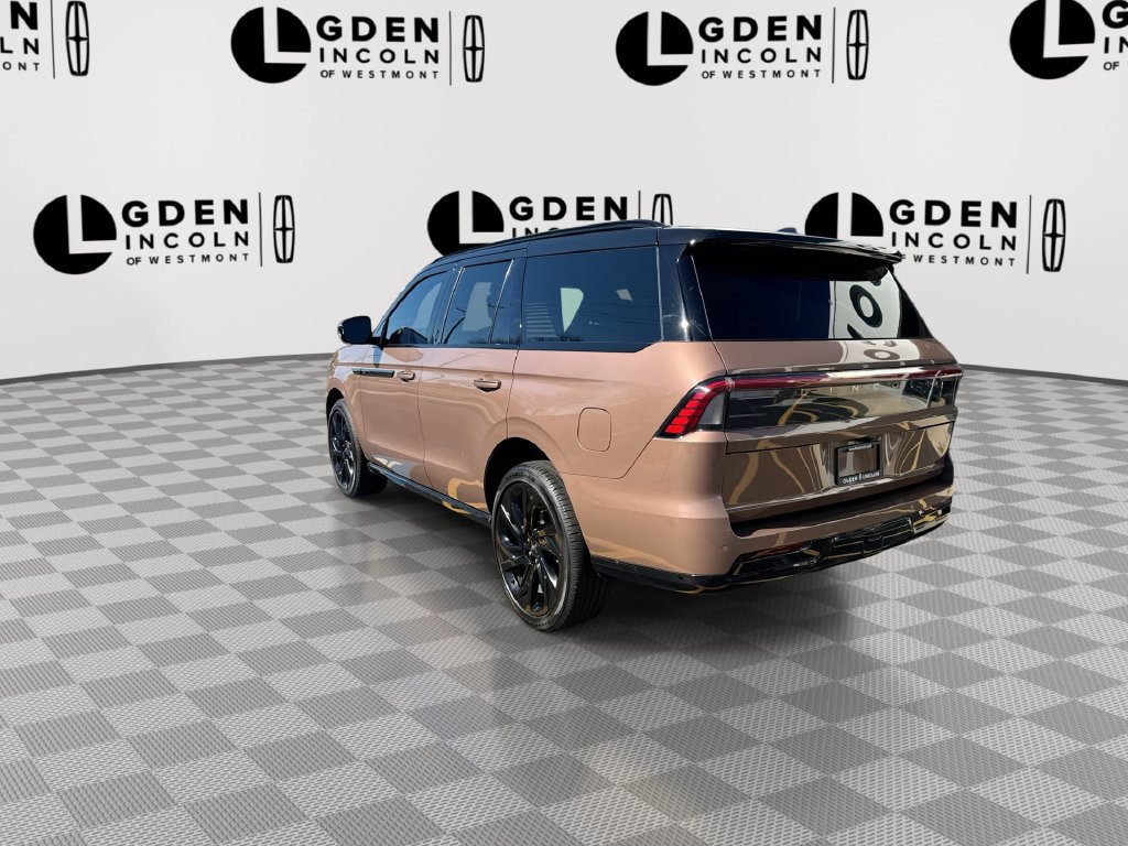 Certified 2026 Lincoln Navigator Black Label AWD/4WD image 6
