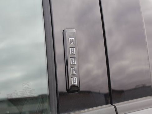 Used 2023 Ford F150 Lariat image 15