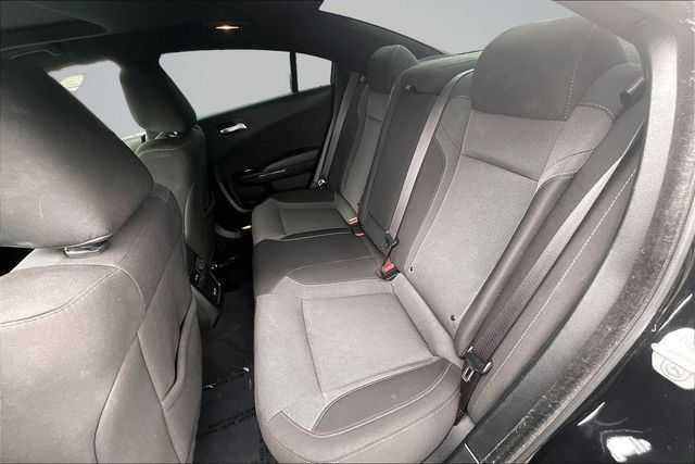 Used 2022 Dodge Charger SXT w/ Blacktop Package RWD image 26