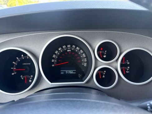Used 2013 Toyota Tundra Limited w/ Memory Pkg AWD/4WD image 21
