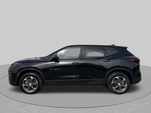 Used 2025 Chevrolet Blazer LT FWD image 13