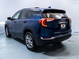 Used 2022 GMC Terrain SLT w/ Infotainment Package II image 3