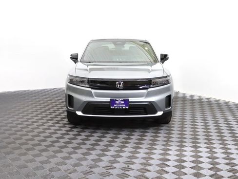 Used 2024 Honda Prologue EX image 4